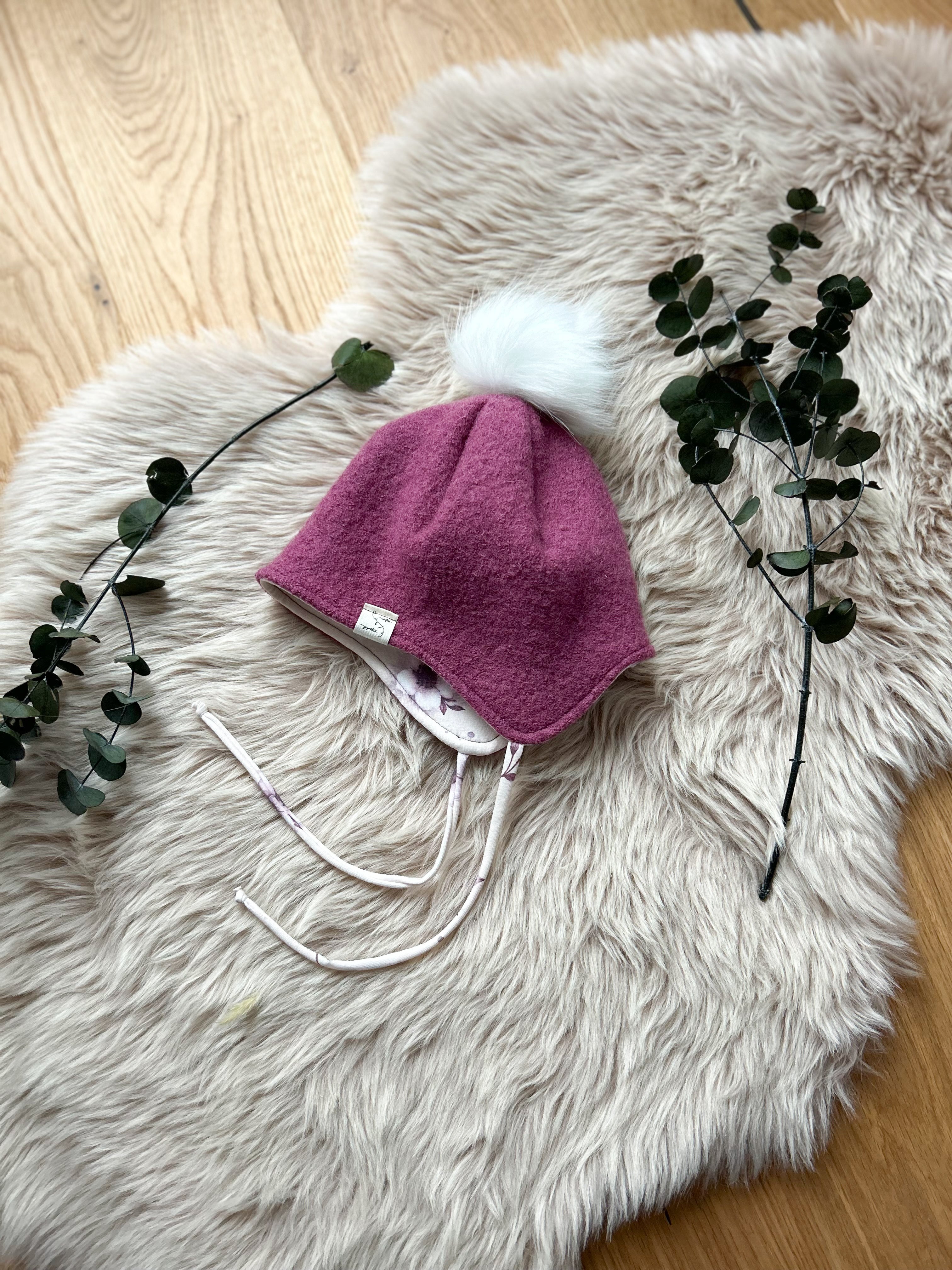 Walkhaube mit Bommel