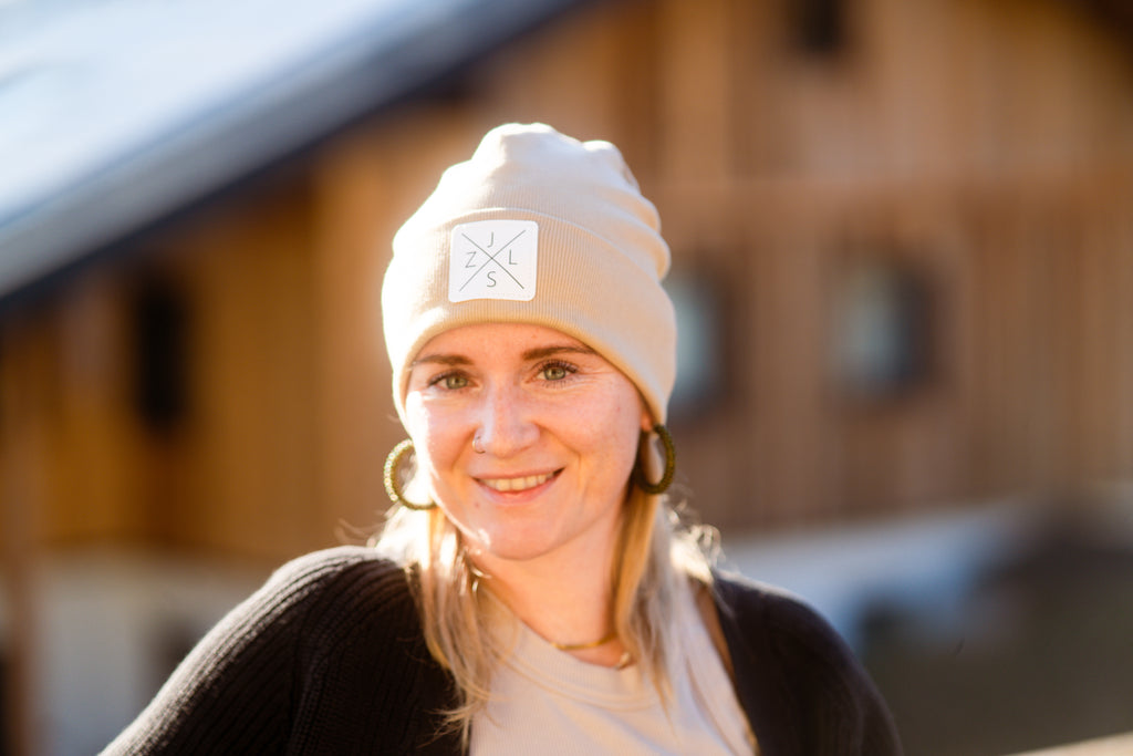 Beanie mit Statement