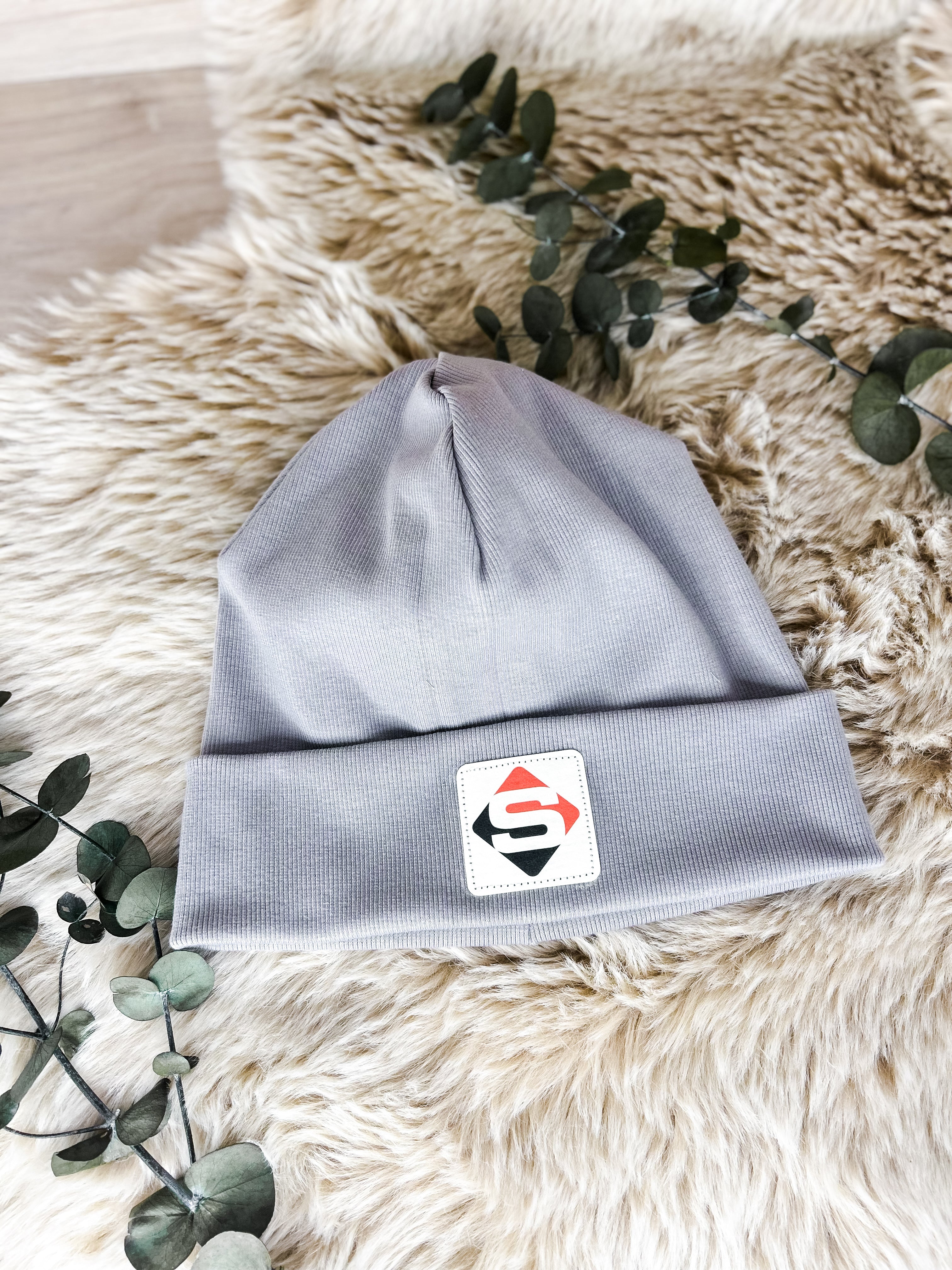 Beanie mit Statement