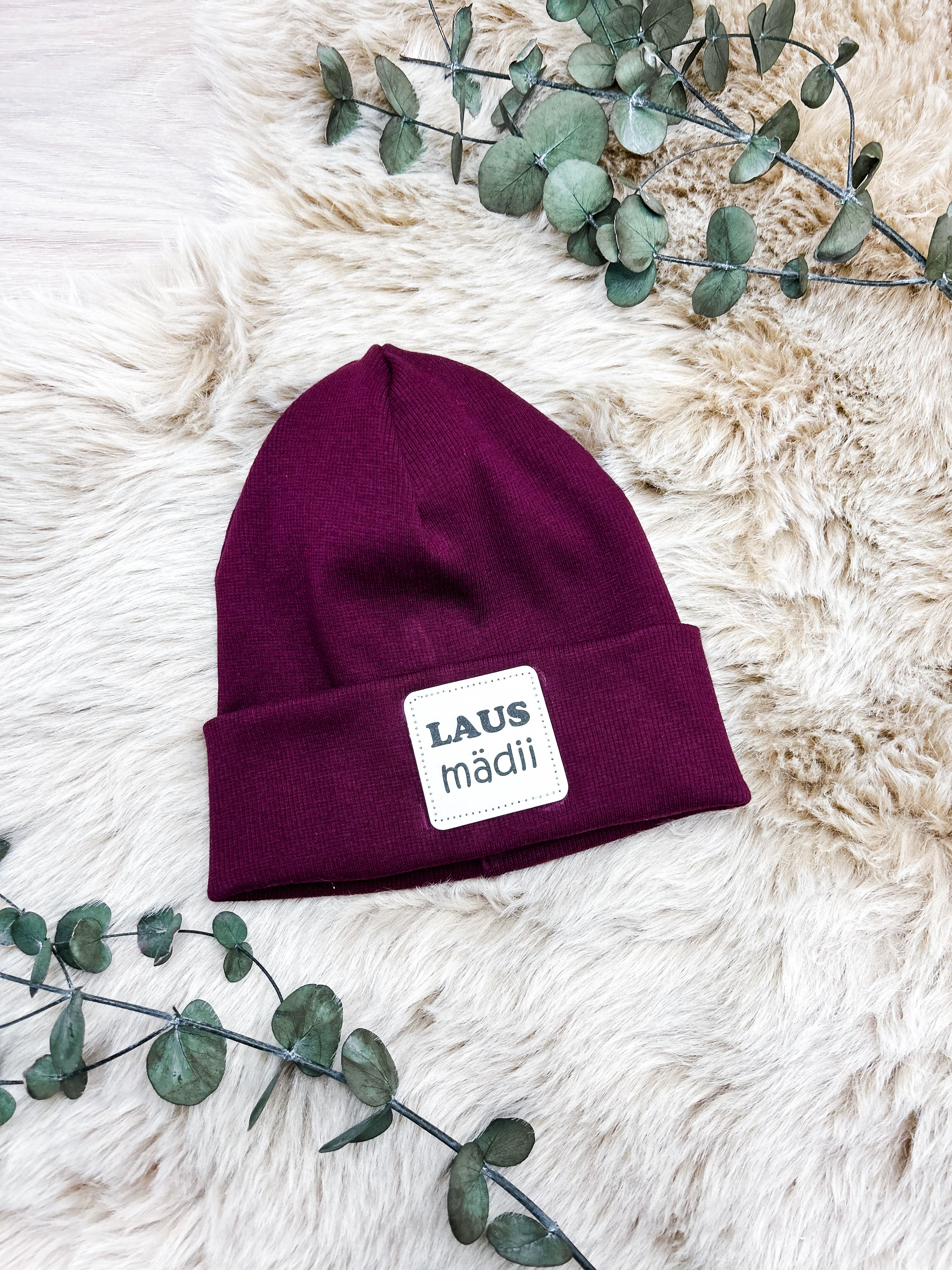 Beanie mit Statement